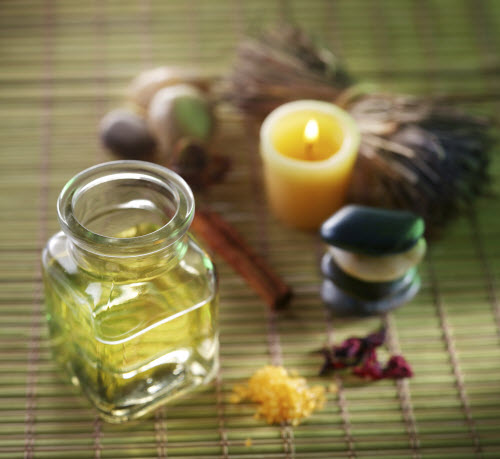 5 cách tự nhiên giúp ngăn rụng tóc