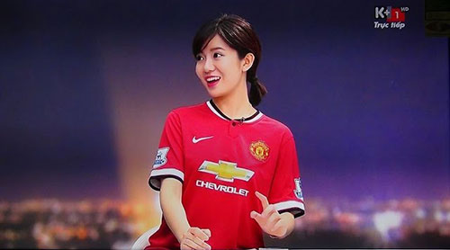 Cười té ghế với video trên tay Hot Girl Fan MU - Nguyễn Tú Linh