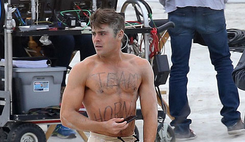 Zac Efron: Bán khỏa thân trên bãi biển với quần chíp độc...!!!