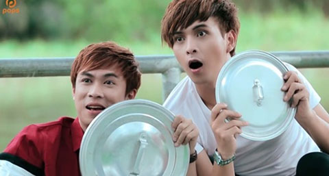 Vượt mặt Sơn Tùng, MV của cặp đôi song Hồ phá kỷ lục view YouTube tại Việt Nam