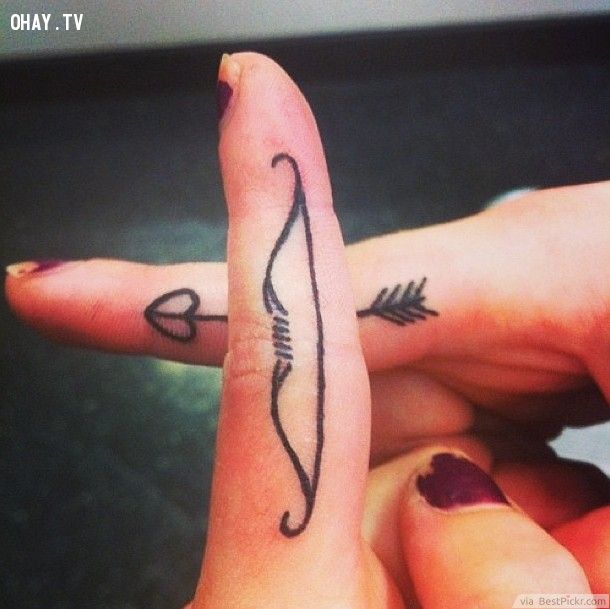 Love Bow & Arrow Finger Tattoo Ideas ❥❥❥ http://bestpickr.com/matching-couples-tattoos