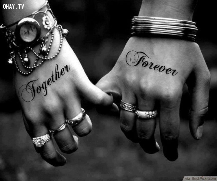 Love Forever Matching Couple's Hand Tattoo Idea ❥❥❥ http://bestpickr.com/matching-couples-tattoos