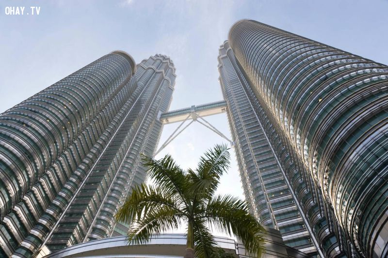 Petronas Twin Towers, Kuala Lumpur, Malaysia (133851190)