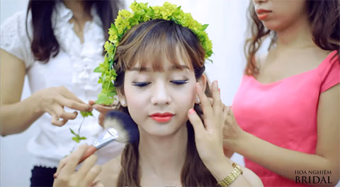 Ngỡ ngàng với sức mạnh của Make Up