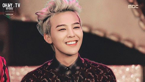 Điểm danh những thần tượng Kpop đẹp long lanh khi cười