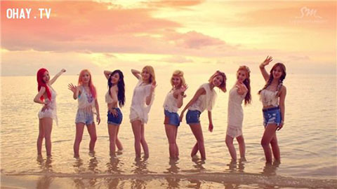 \"Party\" giành chiếc cúp đầu tiên cho nhóm SNSD