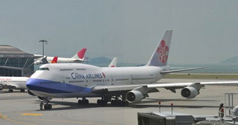 Máy bay của China Airlines ở Tân Sơn Nhất bị đâm hư cánh
