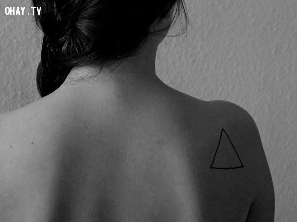 hình xăm tam giác, hình xăm, hình tam giác, tam giác, nam nữ, đẹp mê ly