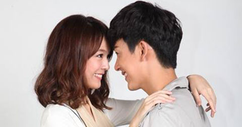 Nàng lớp trưởng Khwan của Tuổi nổi loạn yêu trai đẹp Push Puttichai trong \'Love Light\'.