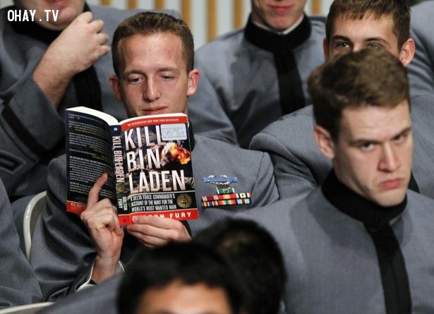 Kill Bin laden, giết Bin Laden, Bin laden, Bin laden đọc sách