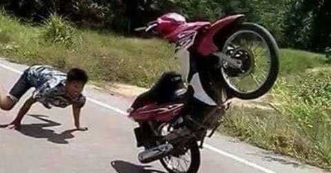 Chùm ảnh độc hài hước chỉ có ở Châu Á - Phần 1