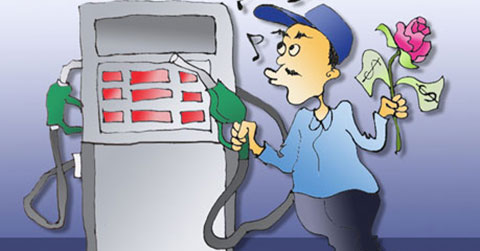7 mẹo nhỏ tránh bị \"móc túi\" khi đổ xăng