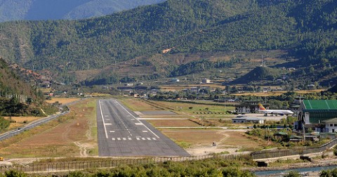 5 sân bay nguy hiểm bậc nhất thế giới