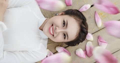 Ngỡ ngàng trước nhan sắc xinh đẹp của cô gái cực giống Tăng Thanh Hà