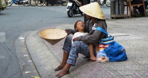 Vấn đề với vé số và nạn ăn xin ở Việt Nam