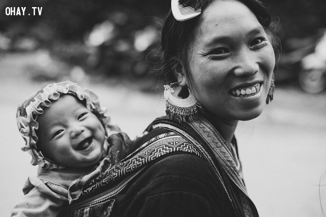 Hình ảnh đẹp Việt Nam con người là một bức tranh tuyệt đẹp về sự đoàn kết và tính cách của người Việt Nam. Những bức ảnh này cho thấy tình yêu thương, sự quan tâm và sự hi sinh của một dân tộc giàu truyền thống. Hãy xem những bức ảnh này để hiểu thêm và cảm nhận được đất nước và con người Việt Nam.
