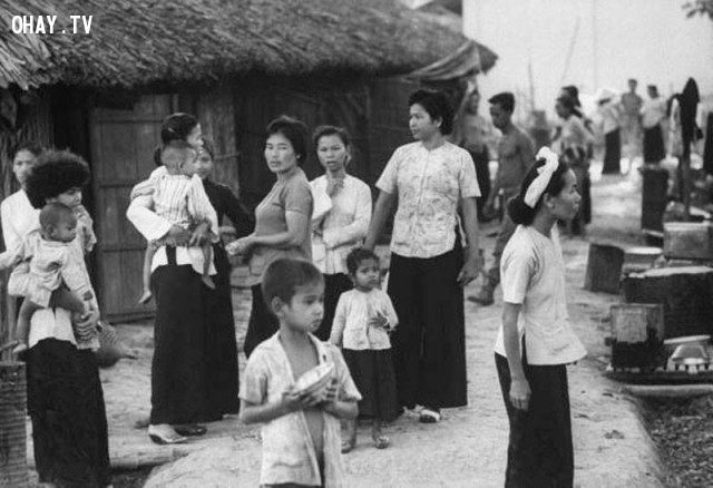 Phụ nữ và trẻ em Kiến Hòa thời 1961 Phụ nữ và trẻ em Kiến Hòa thời 1961,Bến Tre xưa,Xứ dừa,hình xưa,ảnh cổ,ảnh lịch sử