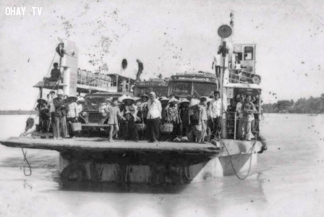 Phà Hàm Luông khoảng 1985 Phà Hàm Luông khoảng 1985,Bến Tre xưa,Xứ dừa,hình xưa,ảnh cổ,ảnh lịch sử