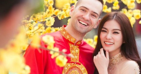 SÍNH NGOẠI – Người Việt và chứng mê Tây