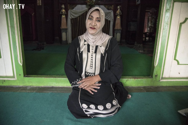 ,lbgt,Indonesia,waria