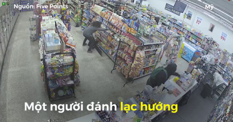 2 tên trộm chống lại 1 tên cướp cầm súng
