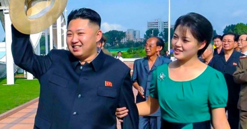 Vợ của nhà lãnh đạo của quốc gia bí ẩn Triều Tiên Kim Jong-un là người như thế nào?