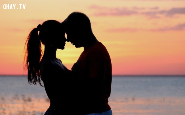Hãy luôn giới thiệu cô ấy là bạn gái của mình Hãy luôn giới thiệu cô ấy là bạn gái của mình,