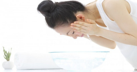 Bí quyết để có một làn da sáng mịn từ nước khoáng của người Nhật.
