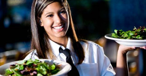 5 nguyên tắc vàng làm việc tại nhà hàng khách sạn