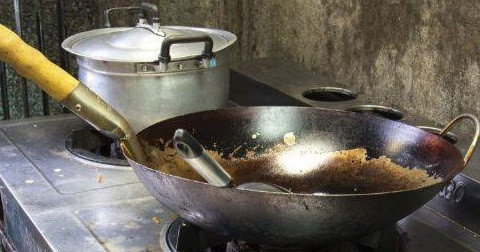 Cảnh báo: Bốn thói quen khi chiên xào khiến con người dễ mắc bệnh ung thư