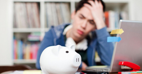 Tân sinh viên xa nhà nên chi tiêu thế nào cho hợp lý?