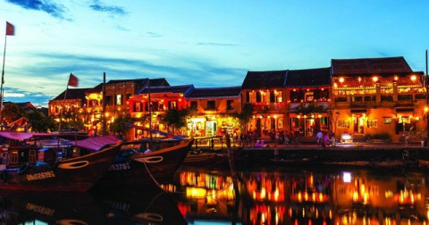 Đến Hội An làm gì cho giống dân bản xứ?