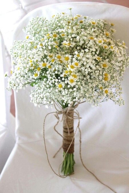 Top 10 mẫu hoa cưới cầm tay đẹp nhất năm nay - Kura Le