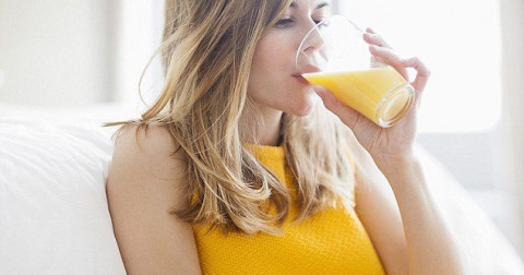Cẩn thận với 6 căn bệnh tiềm ẩn khi bạn tiêu thụ quá nhiều vitamin C